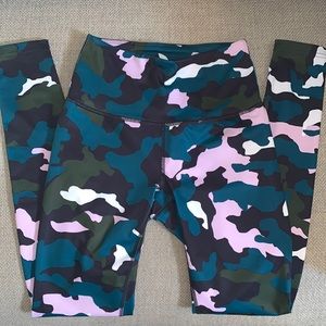 Fila sport camo workout tights